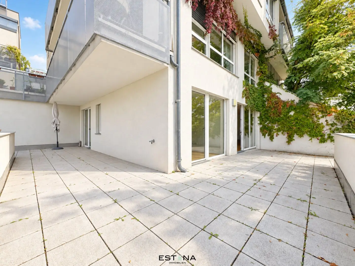 Exclusive residential dream with spacious sun terrace in sought-after location in Vienna Währing