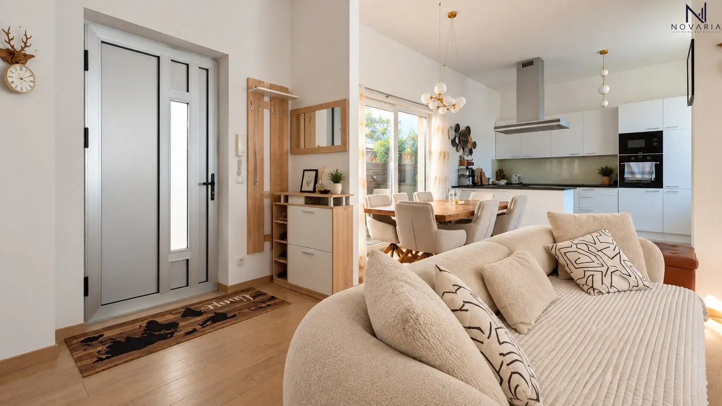 🏡 Altbaucharme trifft Neubauqualität | 4 Zimmer | Garten &amp; Terrasse | Stockerau