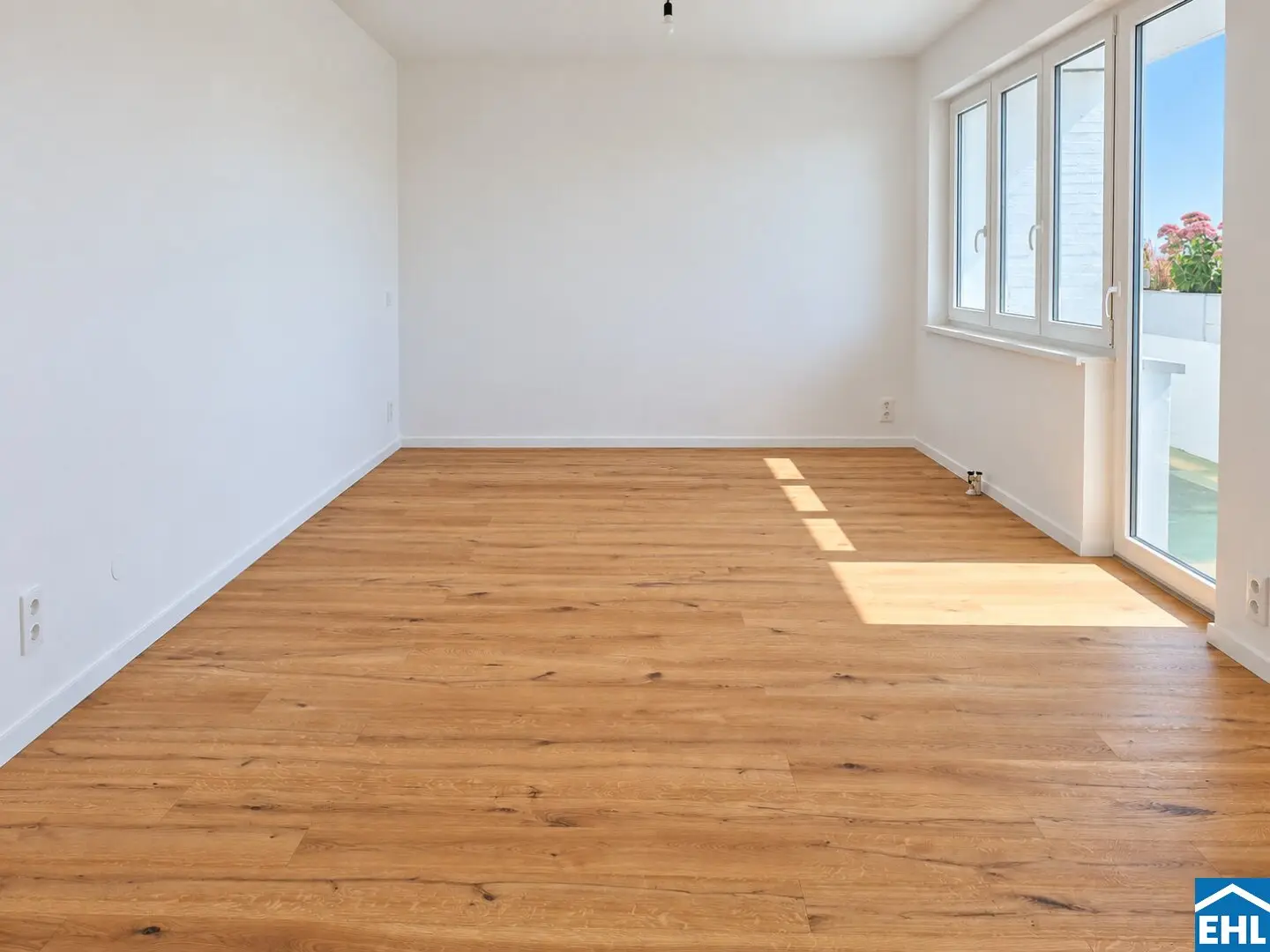 First occupancy after comprehensive renovation with impressive view