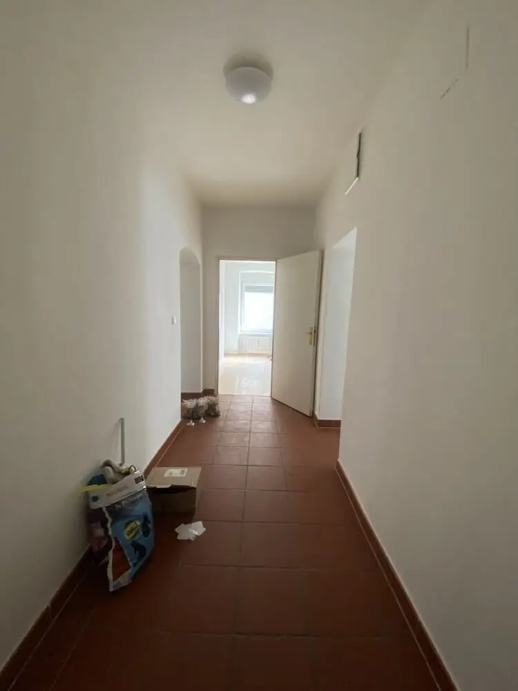 Between Eggenberg Palace and FH Joanneum - Centrally located 3-room apartment with separate kitchen in Georgigasse