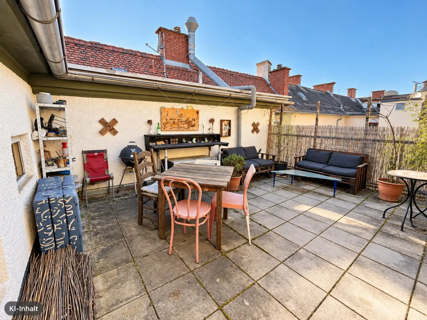Graz-St. Leonhard: INVESTORS TAKE NOTE! Attractive old building apartment package in top location, 3 apartments from 27 to 78 m², get information now and secure a viewing