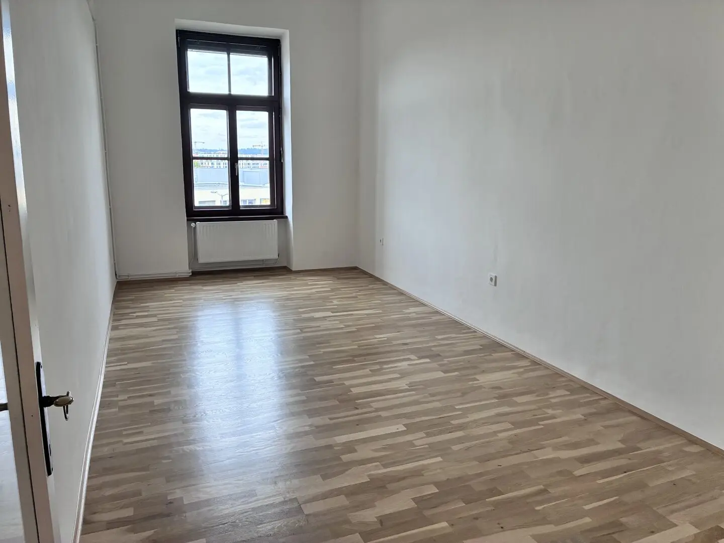 Graz-Nähe Hauptbahnhof: Erstbezug nach SANIERUNG! Charmante 1-Zimmer-Wohnung mit guter öffentlicher Verkehrsanbindung!