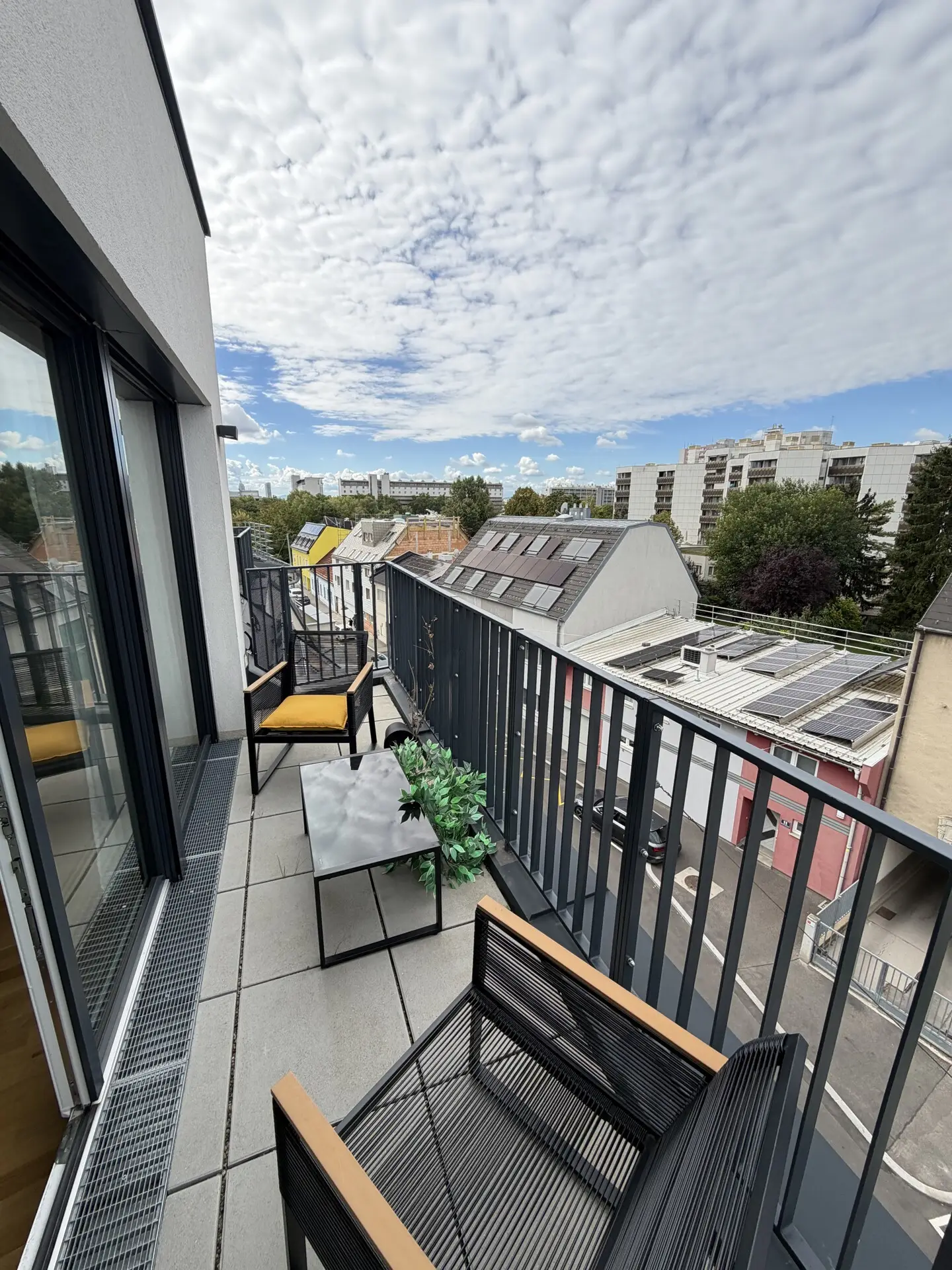 Fully furnished apartment with private outdoor space and oak flooring
