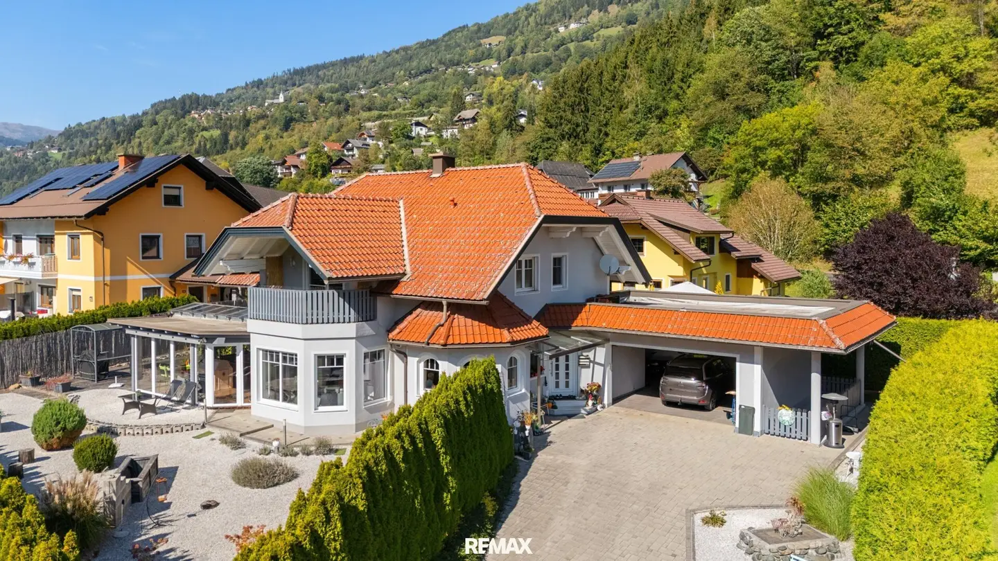 Stilvolles Einfamilienhaus mit gepflegtem Garten in Untertweng