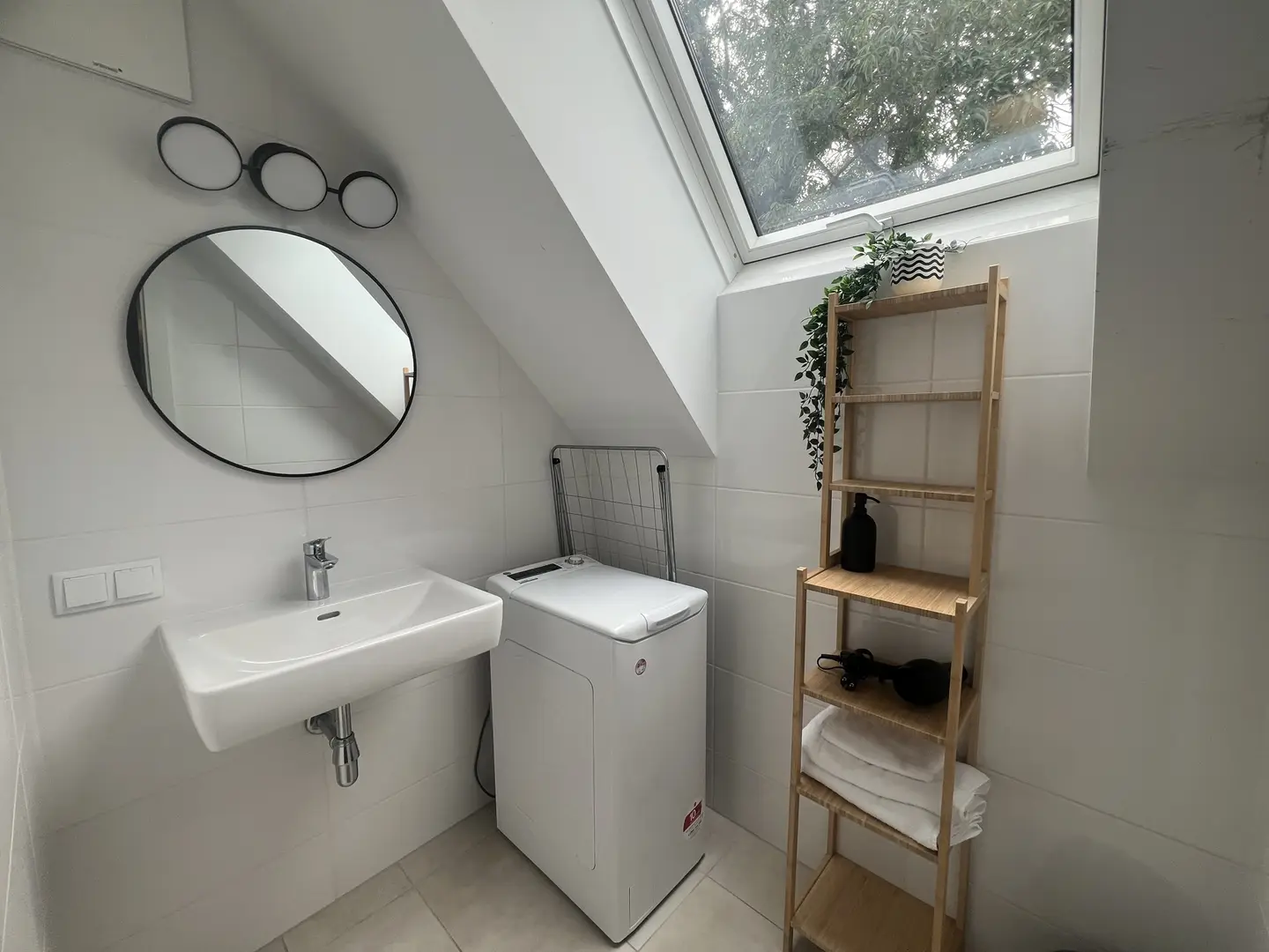 Fully furnished Wohnung with loggia and underfloor heating