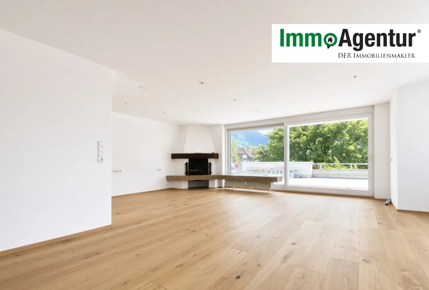Modernisierte Dachgeschosswohnung mit großer Südterrasse