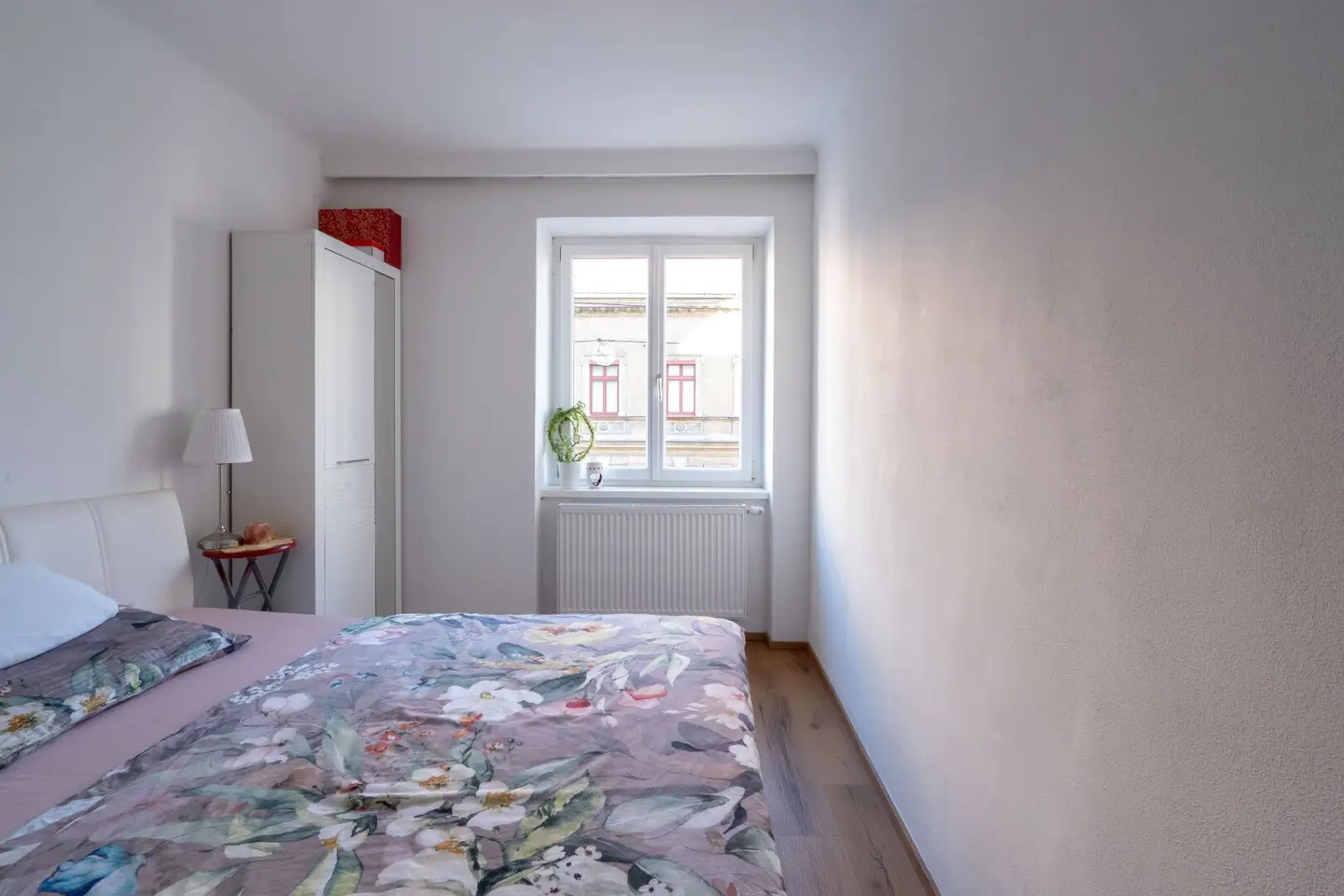 Cozy 2-room apartment with balcony in Linz for RENT, near Botanical Garden