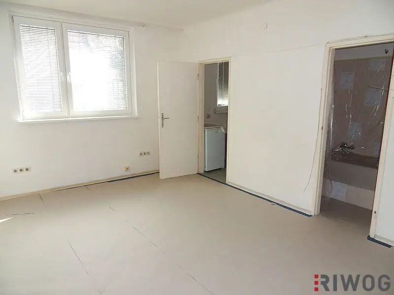 Near U6 Siebenhirten I 1-room with separate kitchen I at Ketzergasse