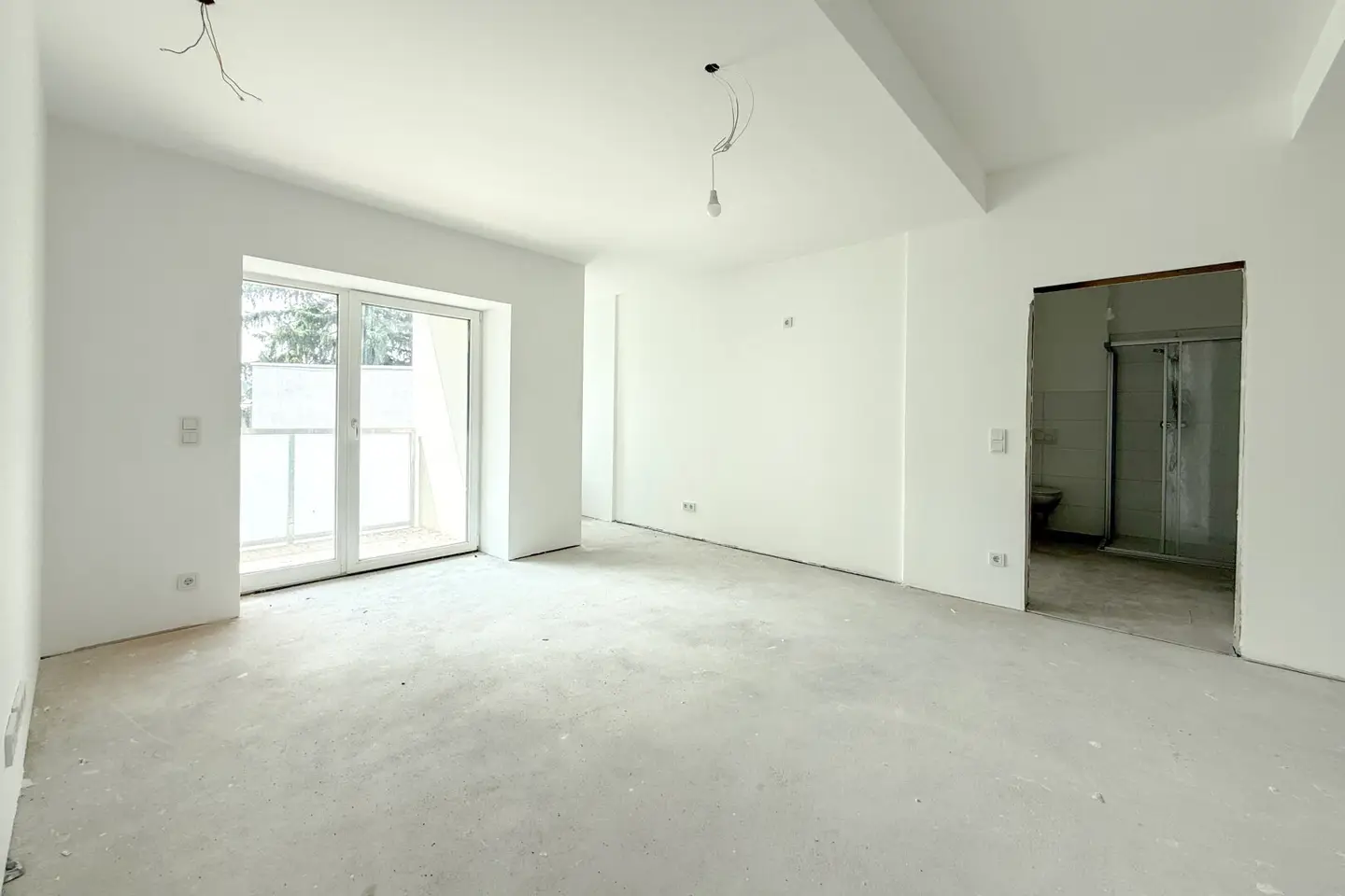 Moderner Altbau - 3 Zi. Wohnung mit Südbalkon in Wels – Erstbezug mit Lift