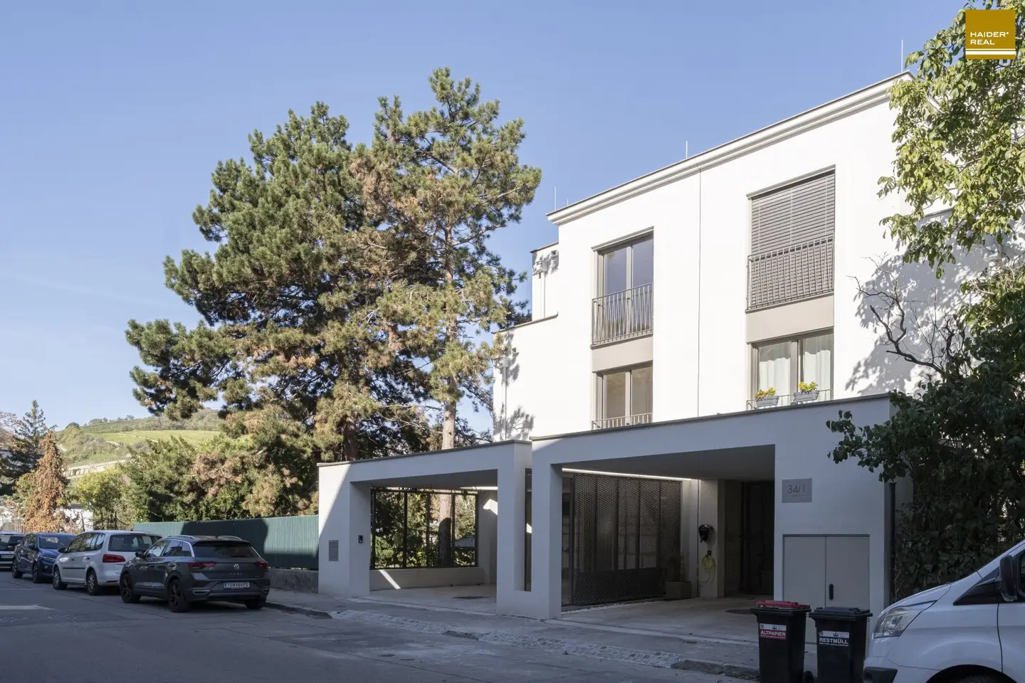 LUXURY VILLA BEST CENTRAL LOCATION Prepared for the future