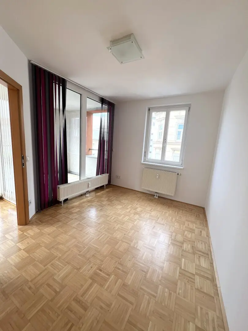 Helle 3-Zimmer-Wohnung mit Loggia in der Linzer Innenstadt!