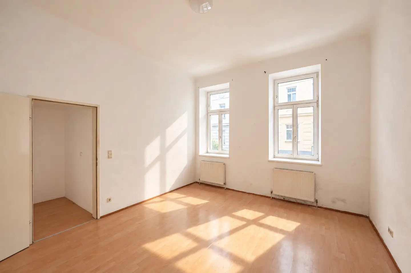++NEU++ 3-Zimmer Altbauwohnung mit Potenzial!