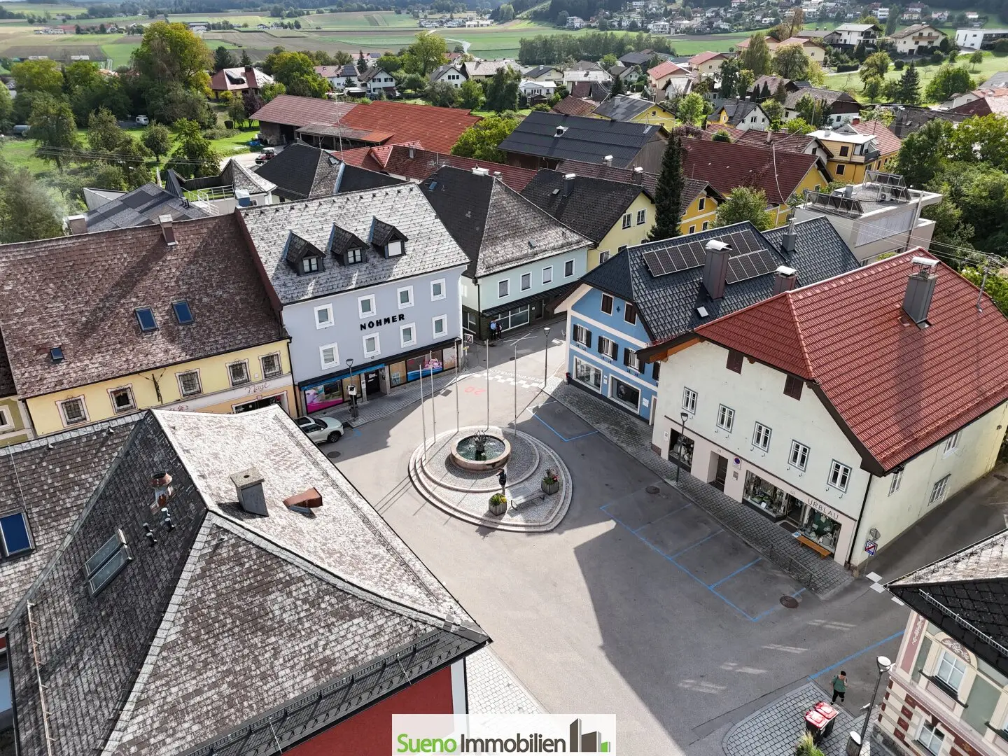 Large Residential House in TOP Location at Lake Atter - Schörfling Center