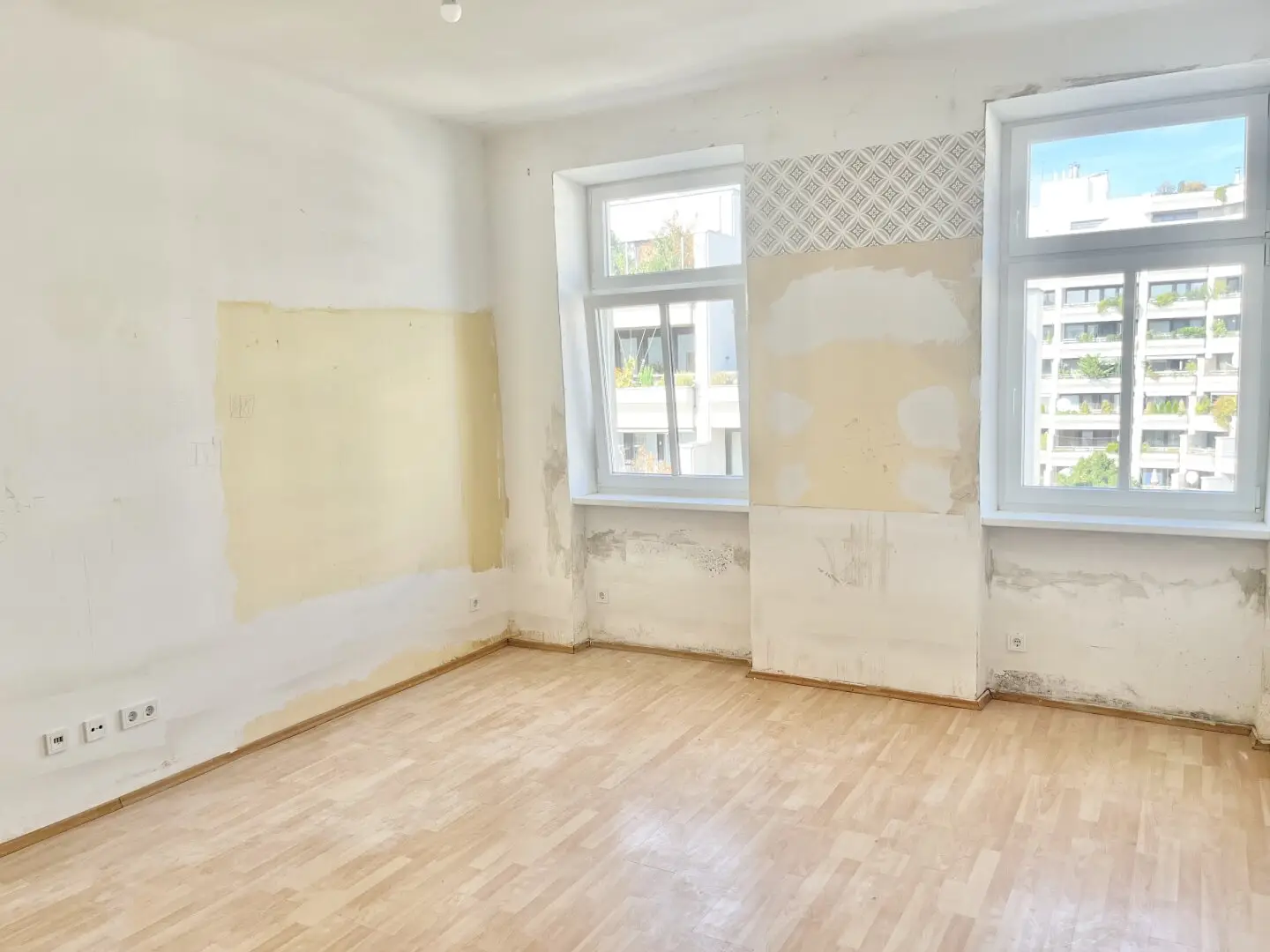 Helle Altbauwohnung mit Gestaltungspotenzial in Meidling