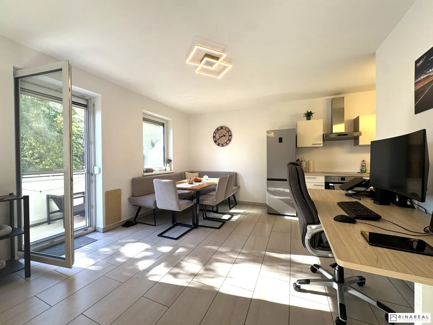 SPORTPLATZGASSE | Spacious 2-room apartment with balcony (S/W) | 70 m² living space | 1st floor | from 1.1.2027