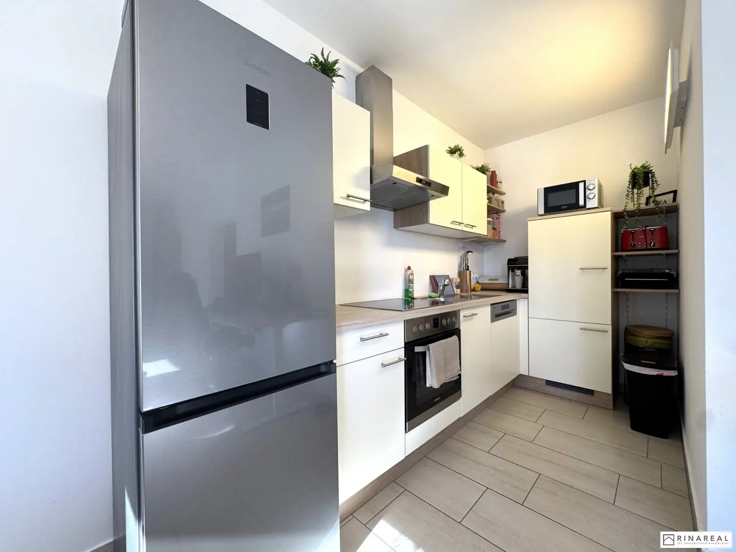 SPORTPLATZGASSE | Spacious 2-room apartment with balcony (S/W) | 70 m² living space | 1st floor | from 1.1.2027