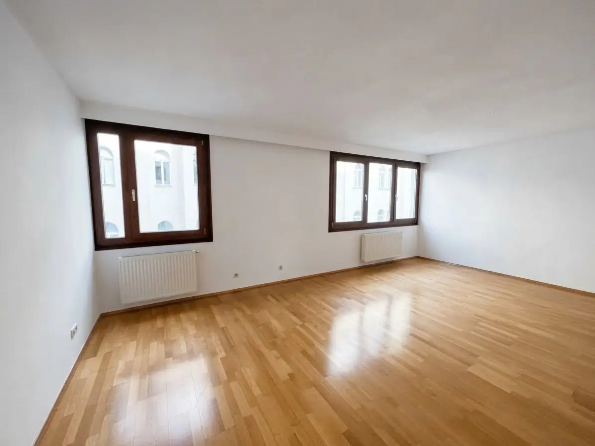 NEW! Light-filled one-room apartment in 1030 Vienna behind the Konzerthaus