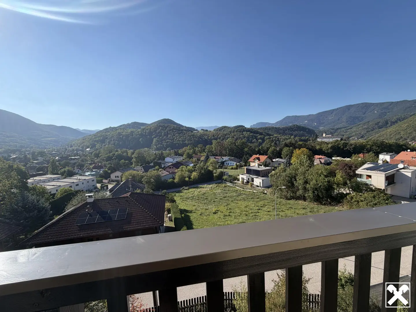 Gepflegte Wohnung mit Balkon und schönem Ausblick