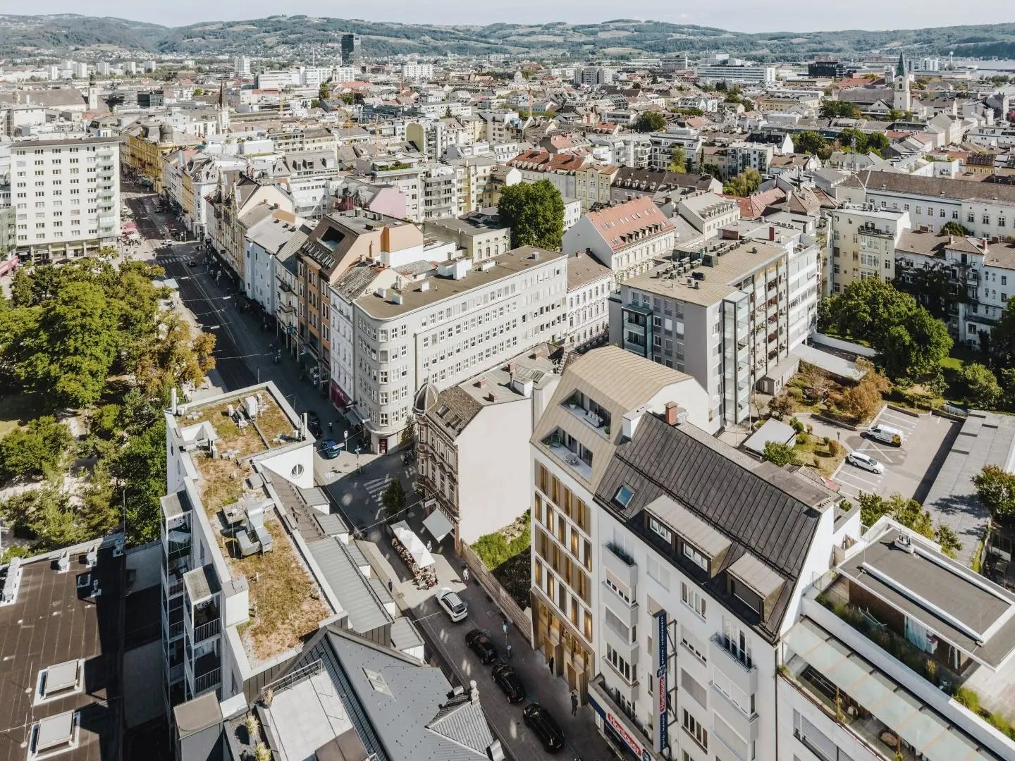 Zentrale Anlegerwohnung mit hohem Aufstockungspotenzial