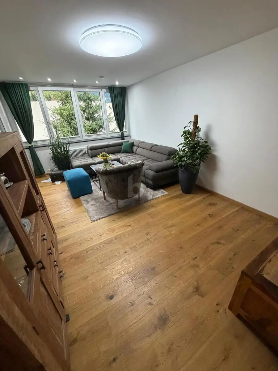 Saniert und sonnig Wohnung mit Südwestbalkon