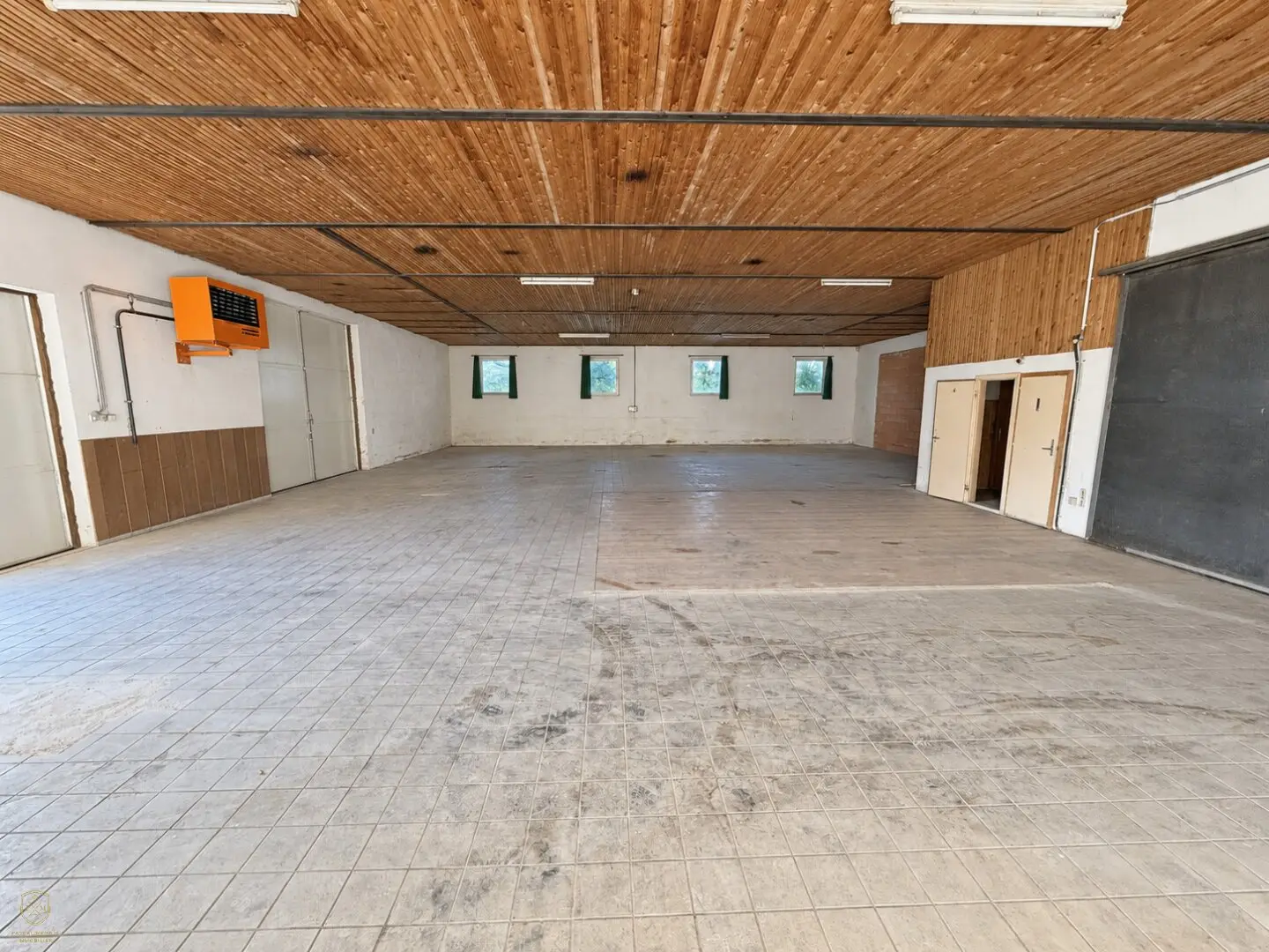 Vielseitig nutzbare Lagerhalle in Traismauer