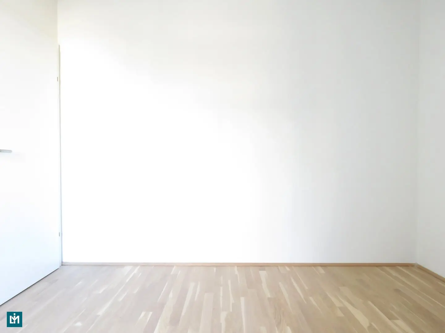 Wunderschöne, helle 2 Zi. Terrassenwohnung - Fitnessraum und Sauna