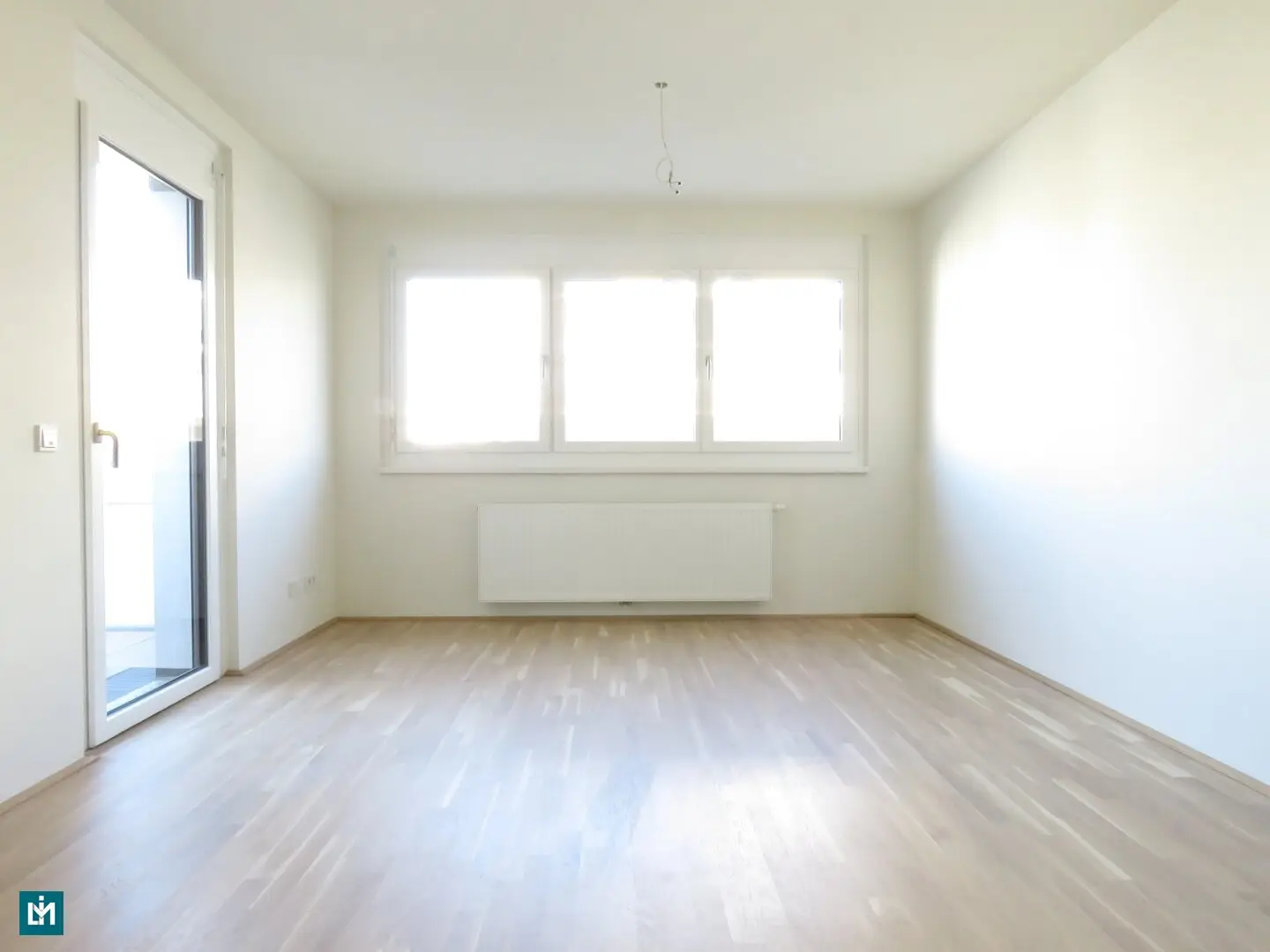 Wunderschöne, helle 2 Zi. Terrassenwohnung - Fitnessraum und Sauna