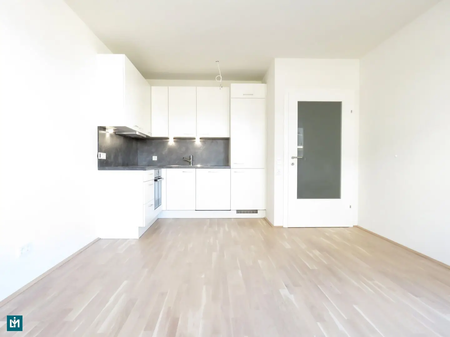 Wunderschöne, helle 2 Zi. Terrassenwohnung - Fitnessraum und Sauna