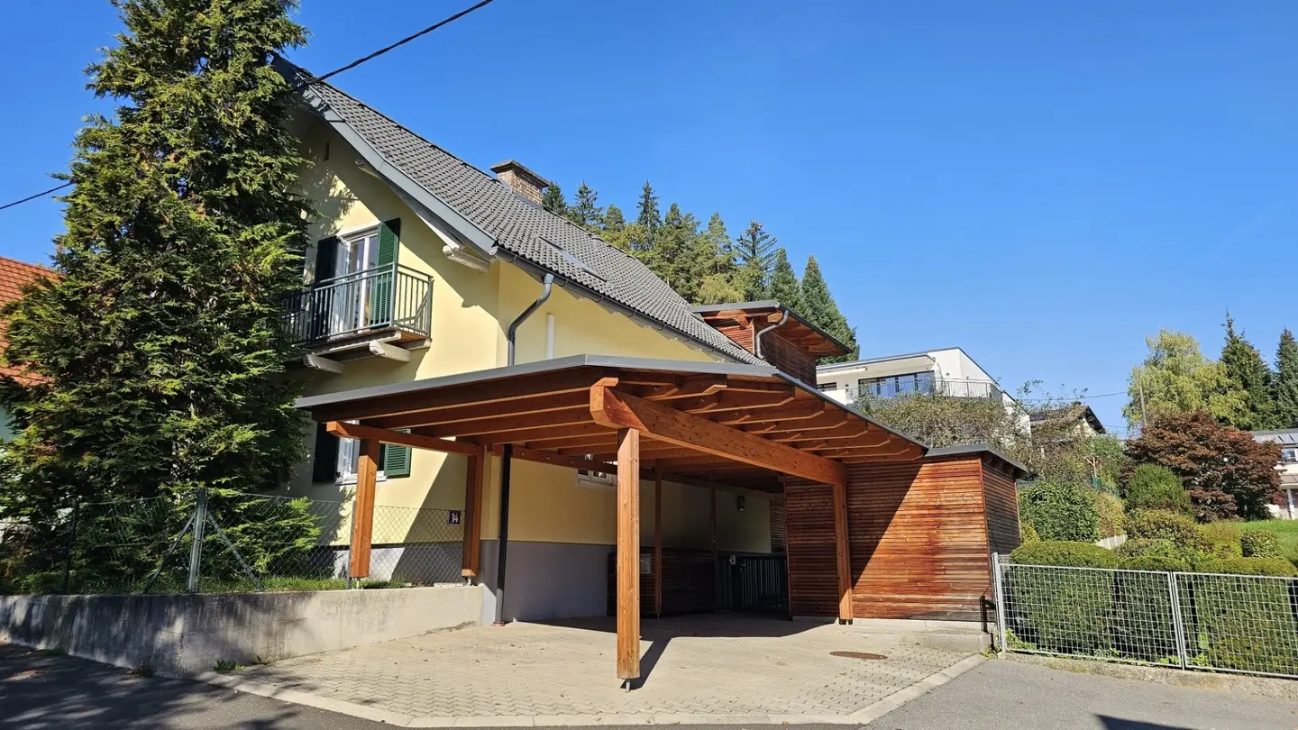 Exclusive villa in Klagenfurt-Kreuzbergl, 145 m² living space, 613 m² garden - Your new home at Lake Wörthersee