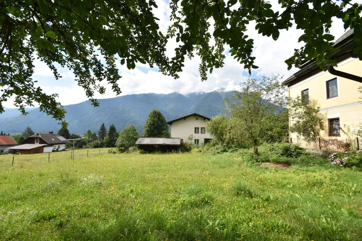 KIRCHBACH im GAILTAL - Versatile single or multi-family house with large garden, annex apartment and garden house