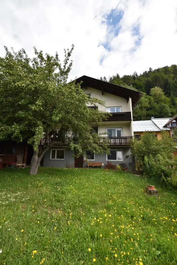 KIRCHBACH im GAILTAL - Versatile single or multi-family house with large garden, annex apartment and garden house
