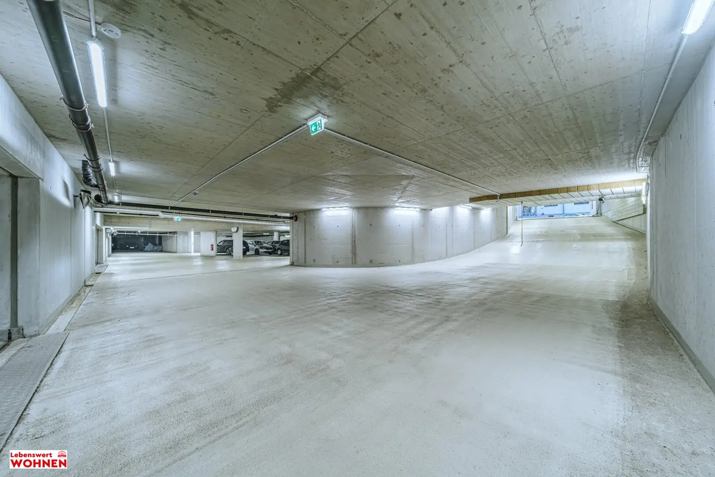Underground parking spaces only 5 minutes on foot from the train station