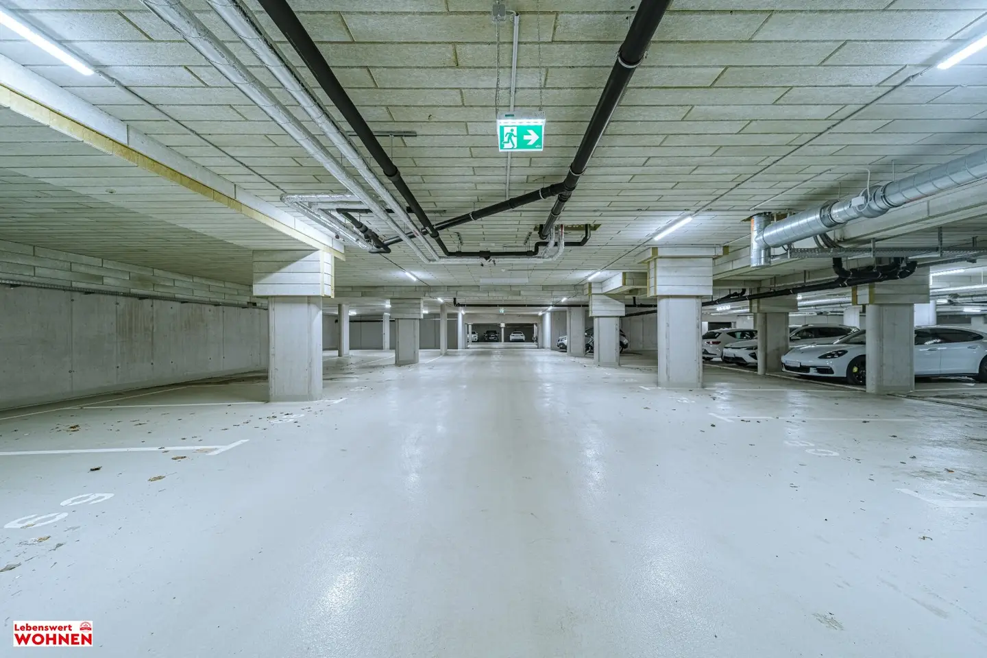 Underground parking spaces only 5 minutes on foot from the train station