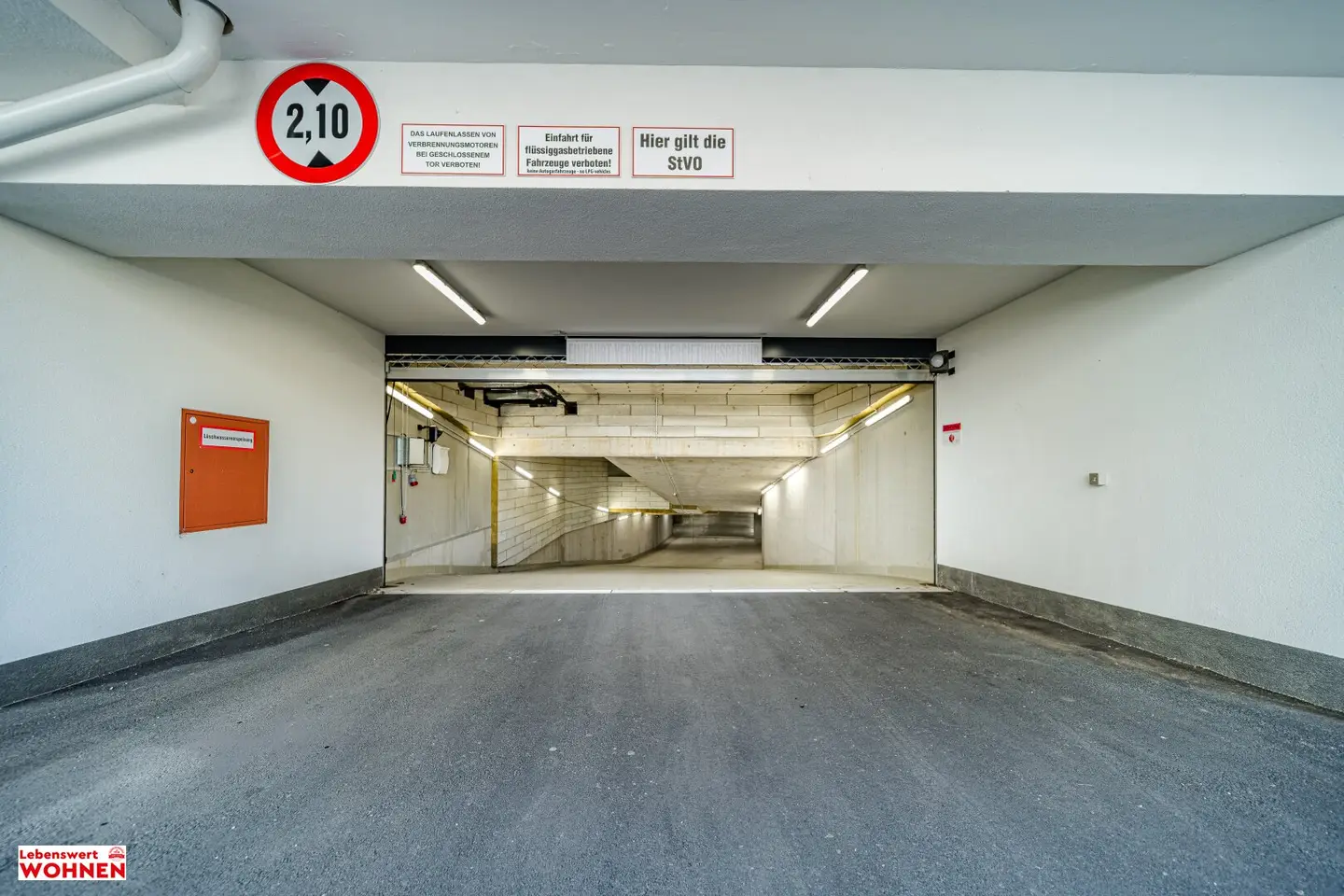 Underground parking spaces only 5 minutes on foot from the train station