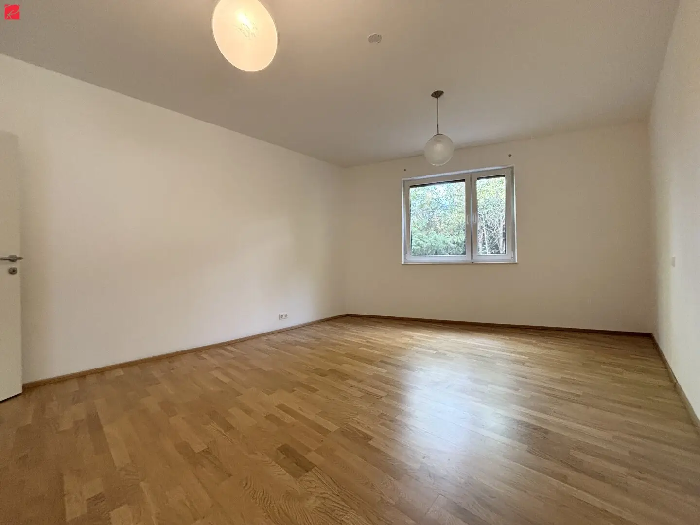 Stilvoller Gartenwohnung mit attraktivem Weitblick