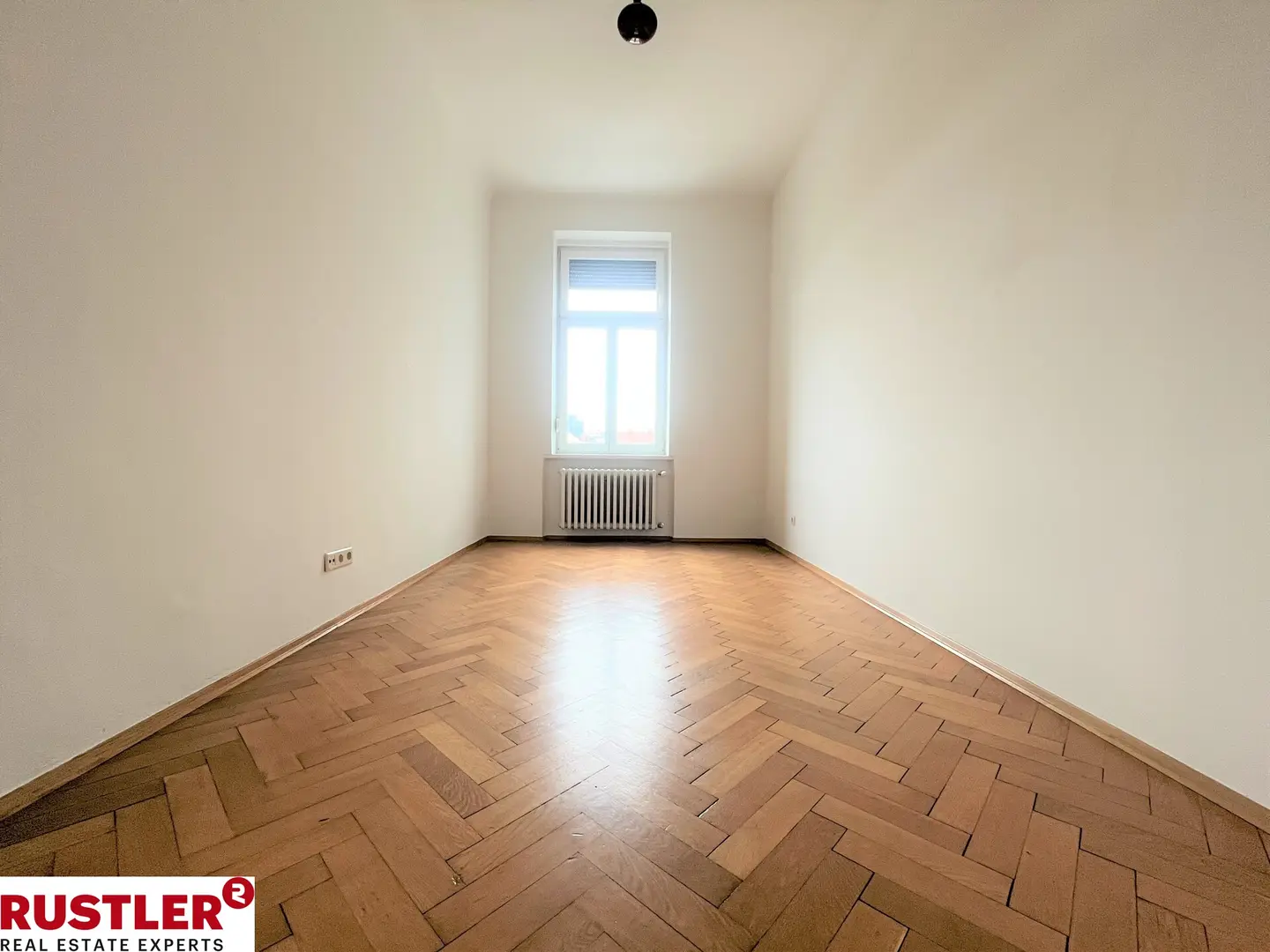 Helle Wohnung mit Balkon und Weitblick