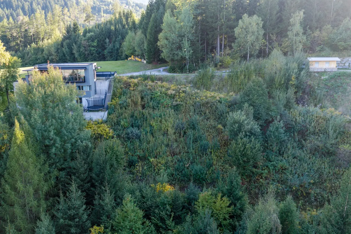 Eine Aussicht zum Verlieben: voll erschlossener Baugrund € 600.- pro m² !
