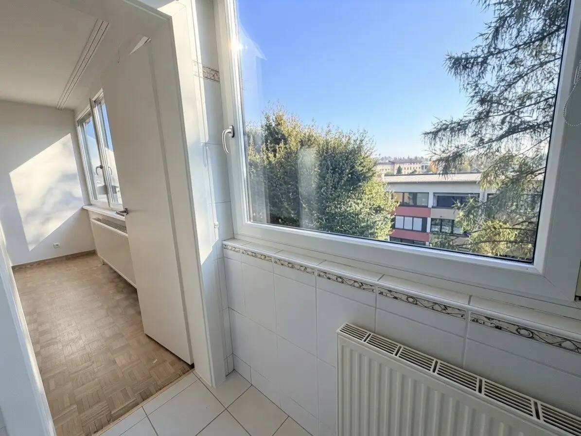 Perfekt aufgeteilte 2-Zimmer-Wohnung mit separater Küche in beliebter Lage