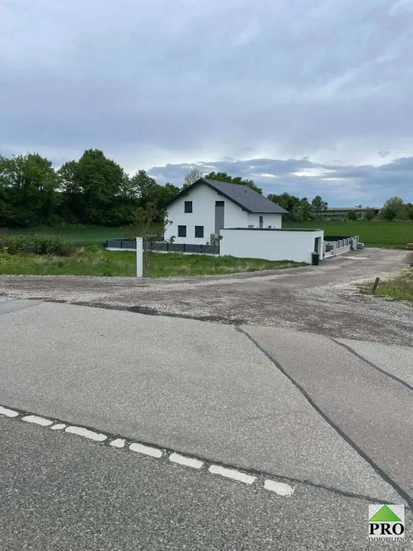 Großzügiges Eck- Baugrundstück 1176m² in 3441 Judenau  Bebauung bis 3 Wohneinheiten
