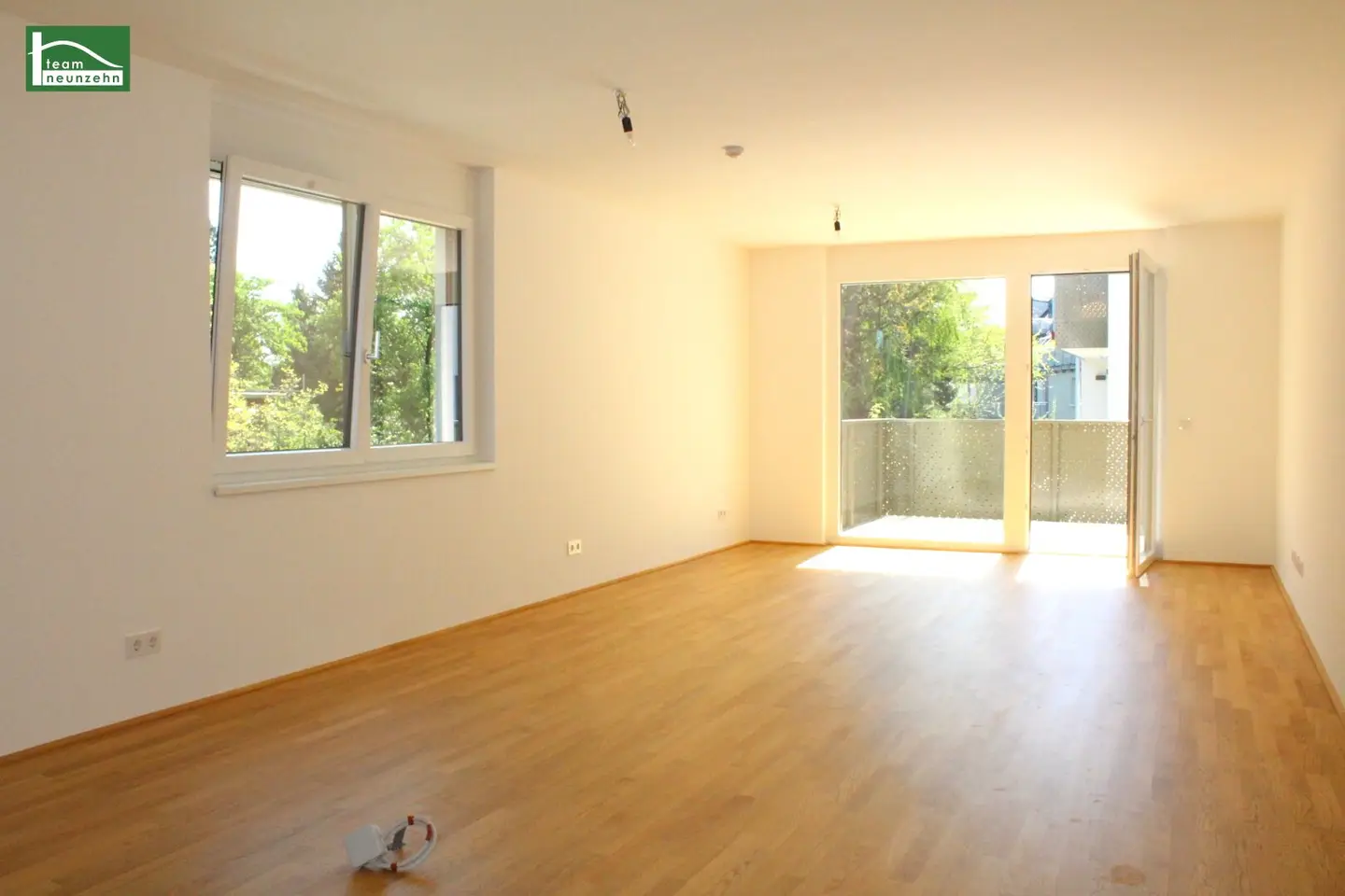 Exklusives Wohnen in Bestlage: 3-Zimmer Wohnung mit Einbauküche, Balkon und Garagenstellplatz!