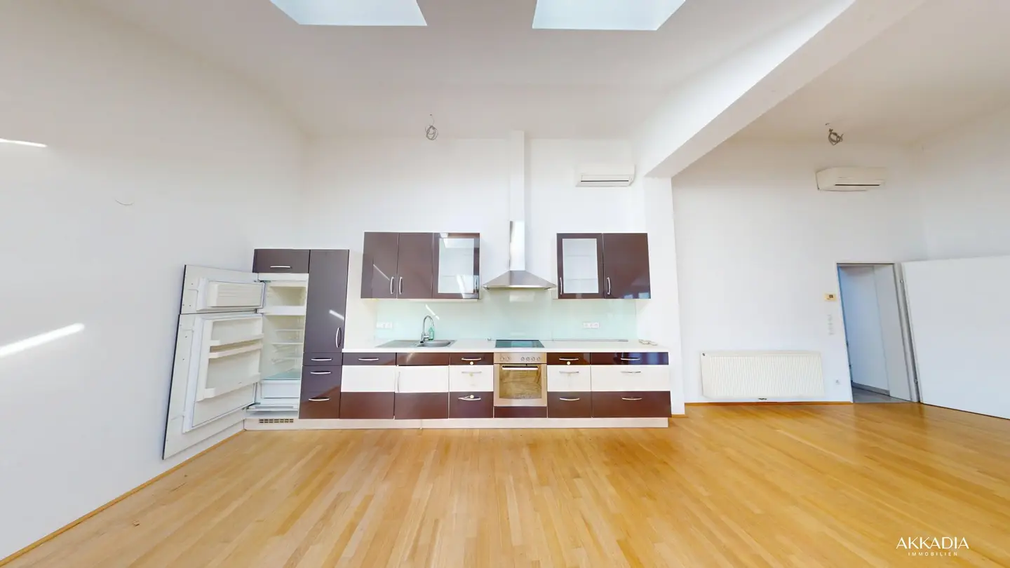 Exklusive Dachgeschosswohnung mit 44 m² Terrasse &amp; Weitblick