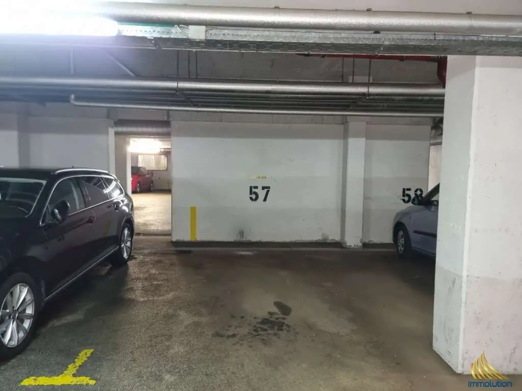 Pack your suitcase and move in including underground parking space - Garden use