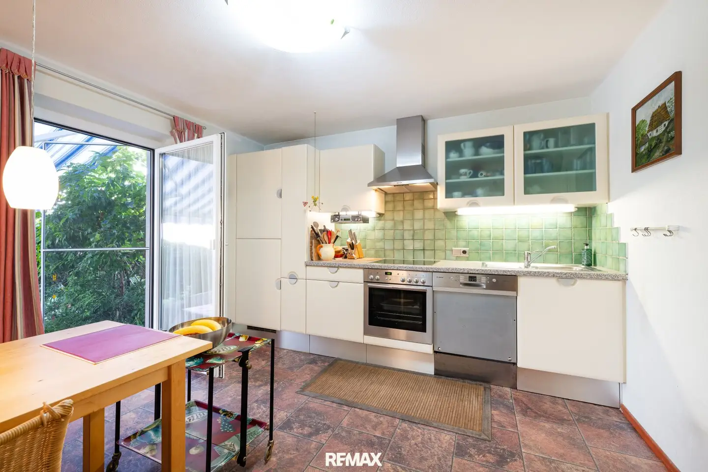 Single-family house with large garden, wood-burning stove and garage in Salzburg-Liefering