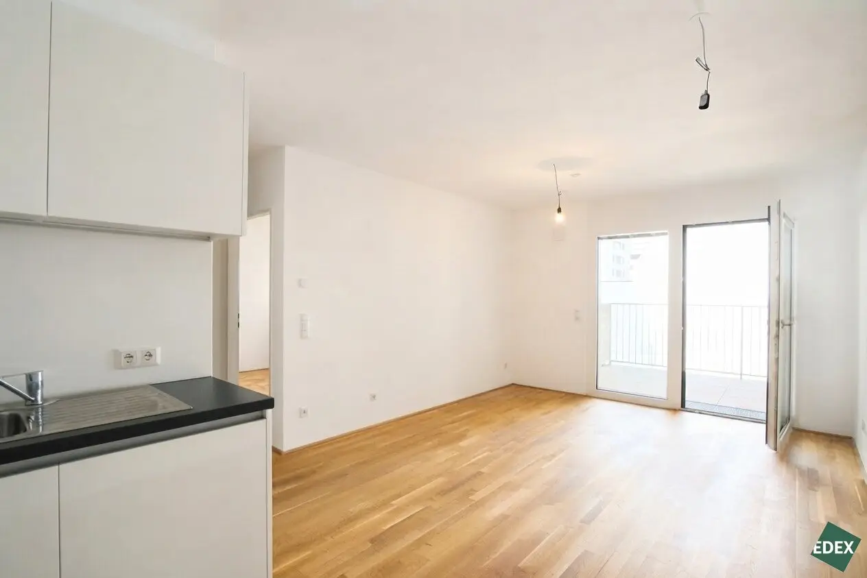 IU –  Schöne 2-Zimmer mit Balkon nahe U3