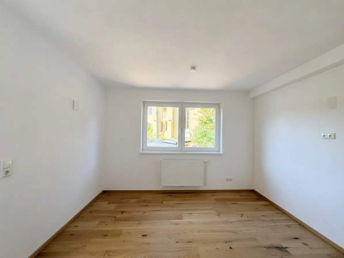 Neuwertige Zwei-Zimmer-Wohnung mit Balkon | BAD ISCHL