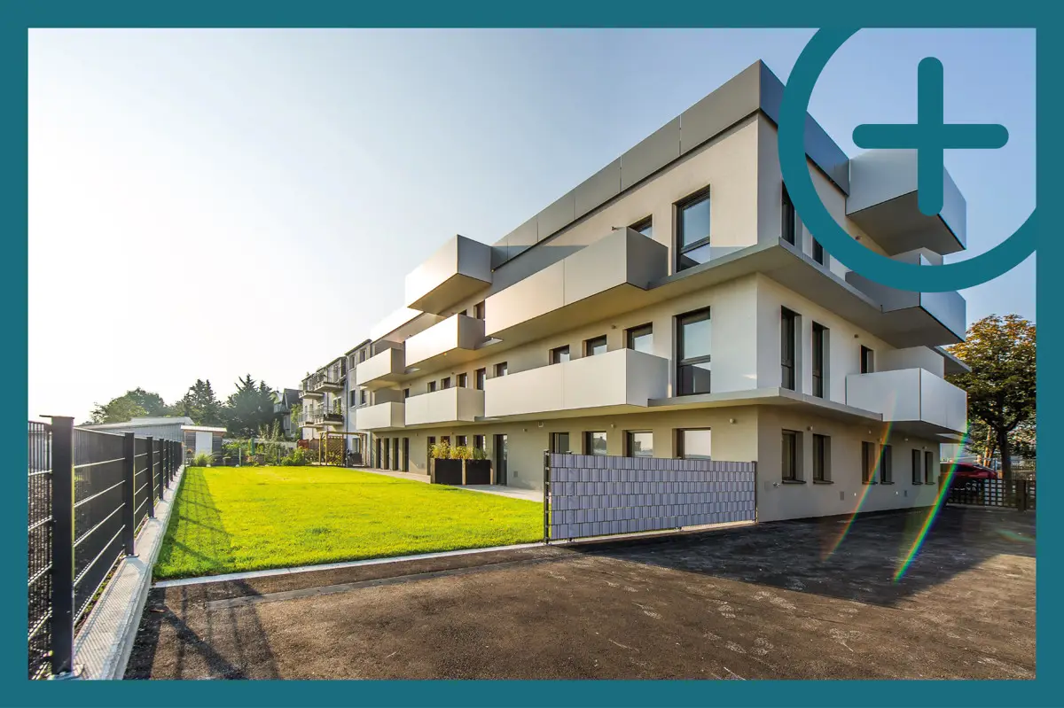 Bright modern Wohnung with two balconies and lift