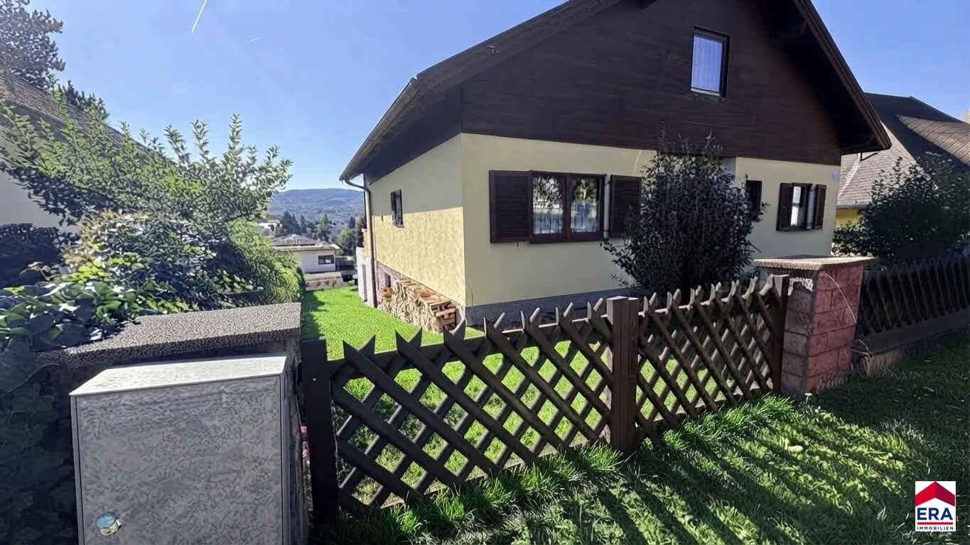 Großzügiges 4-Zimmer-Einfamilienhaus mit Terrasse und Garage in Ruhelage von Neulengbach mit Fernsicht!