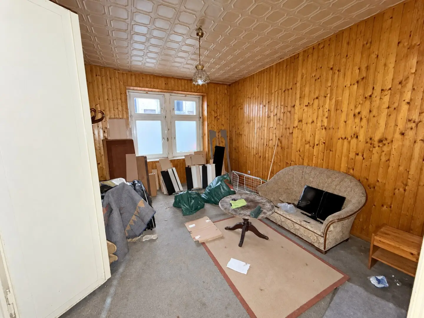 2-Zimmer Sanierungsobjekt mit eigenem Garten in ruhiger Innenhoflage – nähe Schloss Belvedere &amp; Rennweg