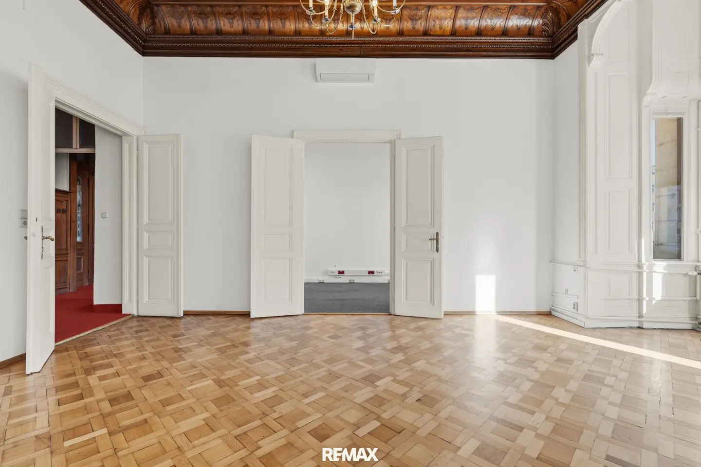 REPRÄSENTATIVES BÜRO MIT HISTORISCHEM CHARME; 1060 Wien