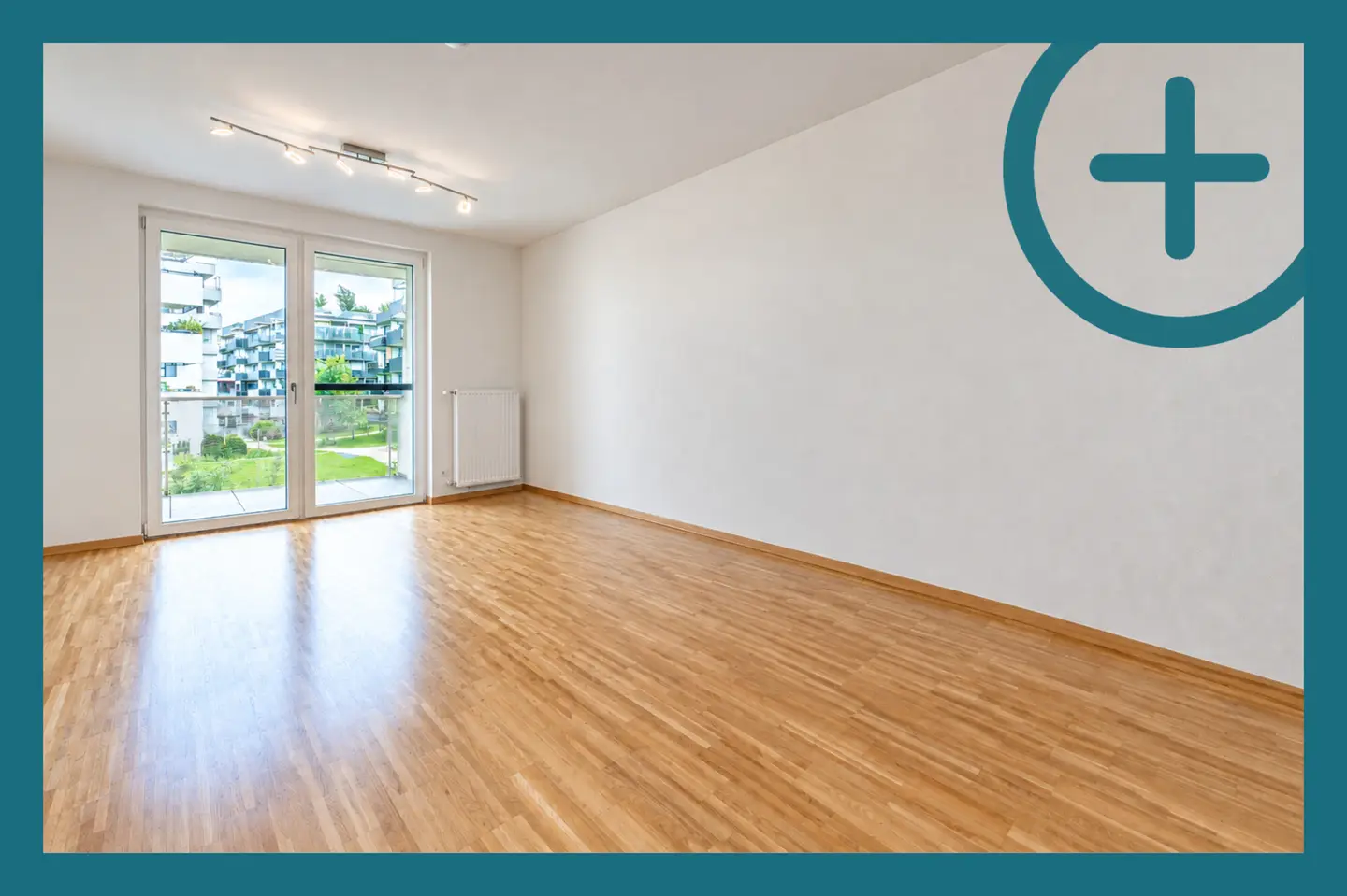 Helle Wohnung mit Pool und großzügiger Loggia